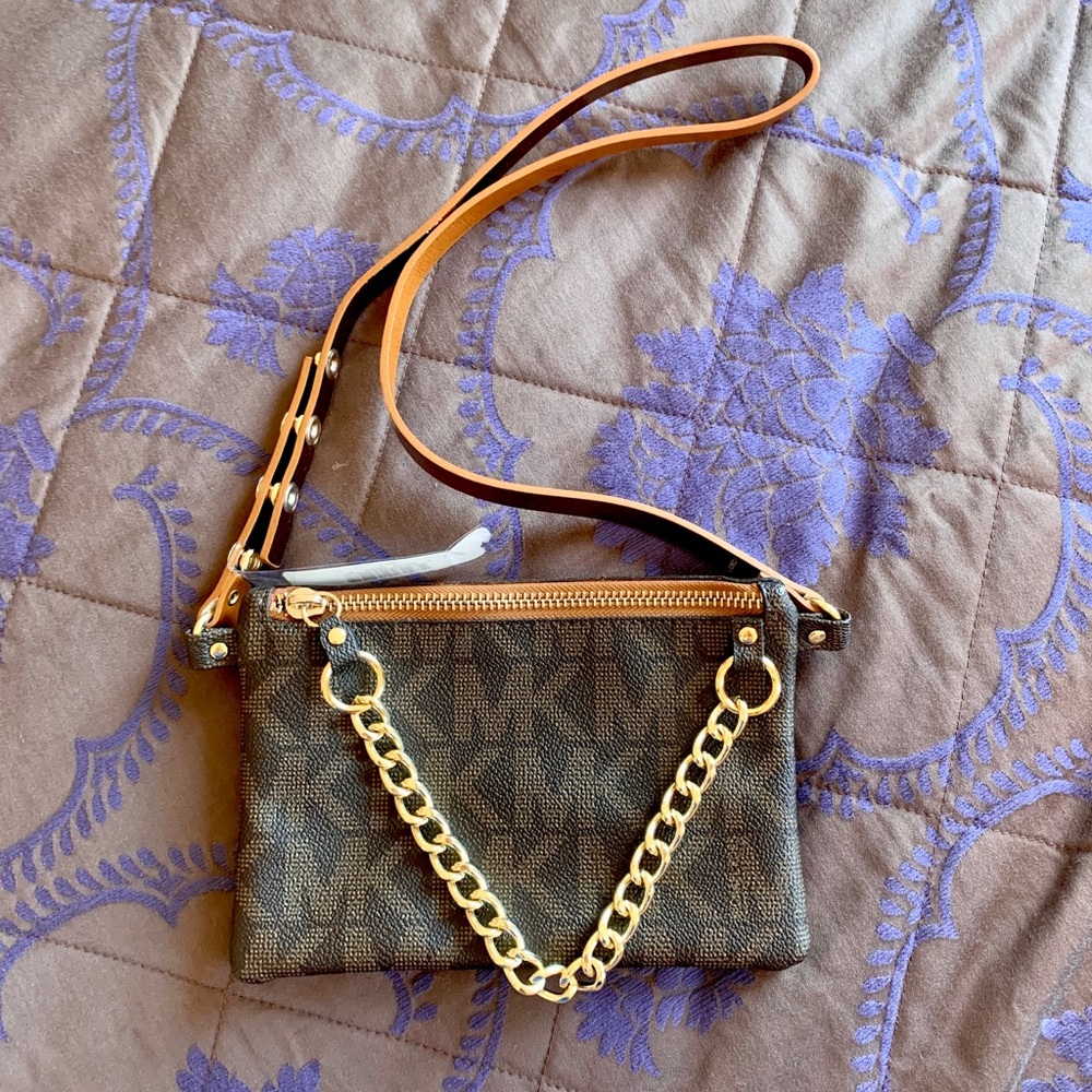NWT MICHAEL KORS SHOULDER PURSE W/ GOLD CHAIN